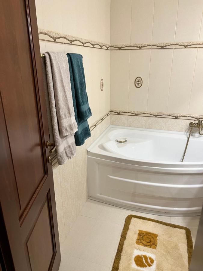 Apartment Lucky Sibiu Esterno foto